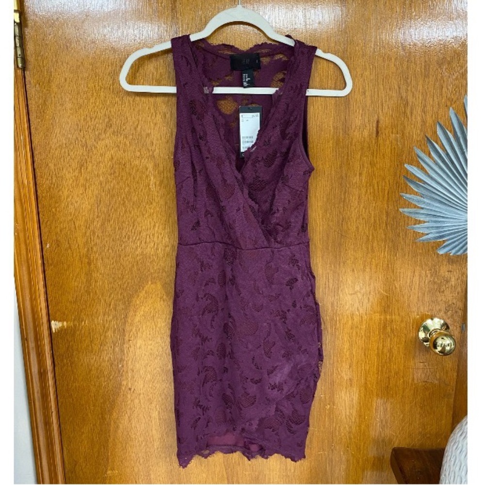 H&M lace dress